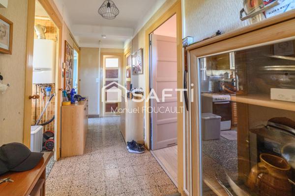 Chenove quartier Ferry/Bazin, maison de 158 m2 composée de 3 appartements le tout sur son terrain clos de 625 m2
