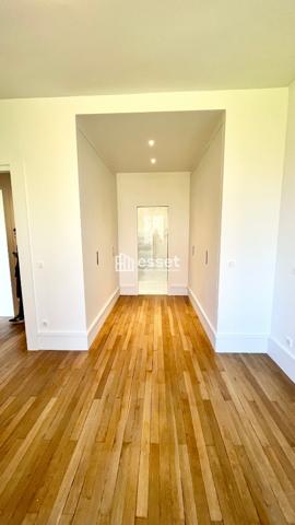 Location Appartement 4 pièces 142 m² - Saint-cloud 92210