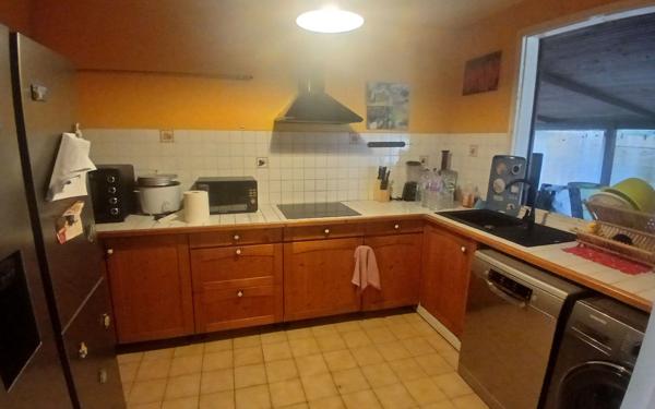 Maison à vendre    5 pièces •  Baie-Mahault