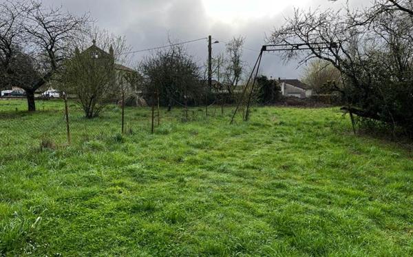 Terrain à vendre |  Saint-Léger-de-la-Martinière |  1260 m²