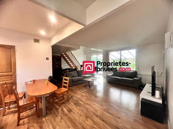 Maison de 6 pièces  4 chambres 112 m2 et 616 m2 de terrain Vémars 95470