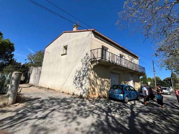 Ensemble immobilier avec vue dégagée entre Narbonne et Carcassonne