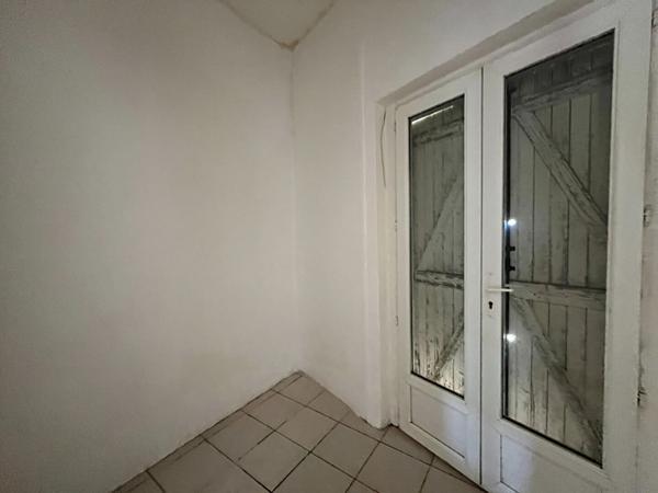 Ensemble immobilier avec vue dégagée entre Narbonne et Carcassonne