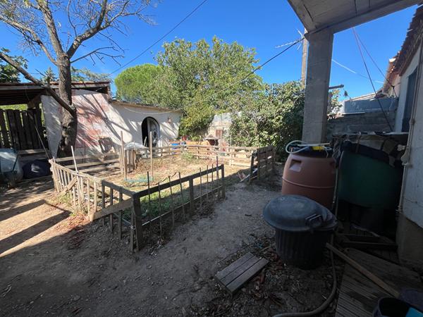 Ensemble immobilier avec vue dégagée entre Narbonne et Carcassonne