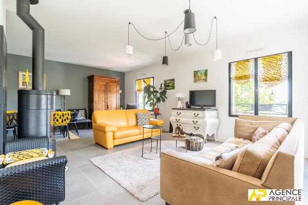 Maison Le Mesnil Le Roi 182 m2 1 345 000 € **  - Référence  4728