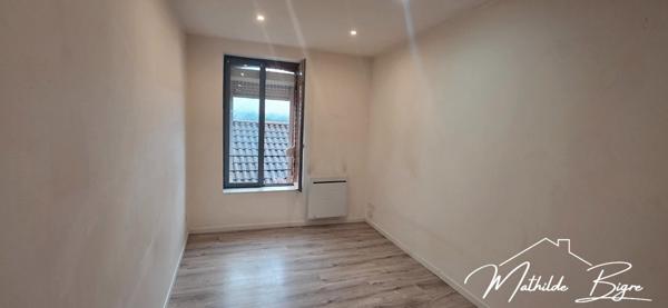 Maison de village lumineuse