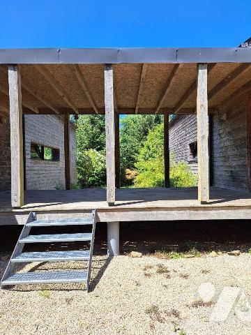 Audace, atypique, réfléchie, calme, apaisant, verdoyant, nature...
Difficile de définir cette ...