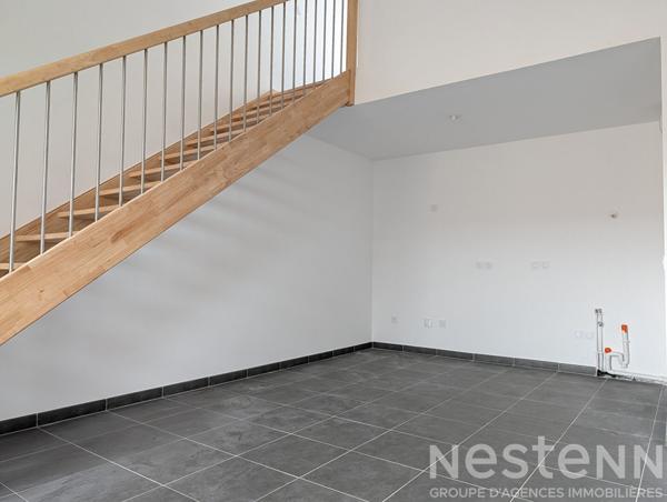 Superbe appartement 3 pièces neuf avec terrasse tropézienne à vendre à Bormes les Mimosas, dernier étage !