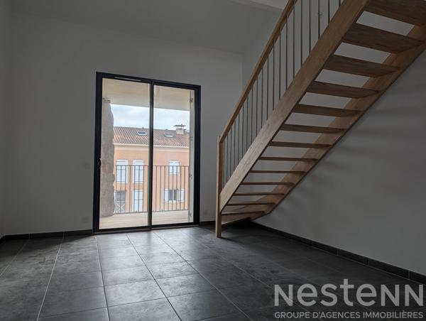 Superbe appartement 3 pièces neuf avec terrasse tropézienne à vendre à Bormes les Mimosas, dernier étage !