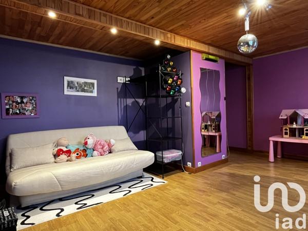 Maison de ville 6 pièces de 152 m² à Mons-en-Barœul (59370)