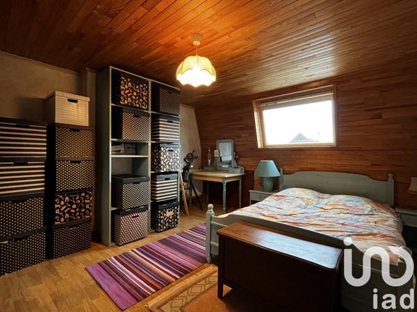 Maison de ville 6 pièces de 152 m² à Mons-en-Barœul (59370)