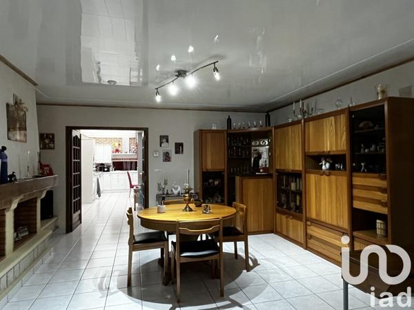 Maison de ville 6 pièces de 152 m² à Mons-en-Barœul (59370)