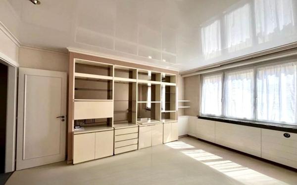 Appartement à vendre    4 pièces • 192 m2 Strasbourg