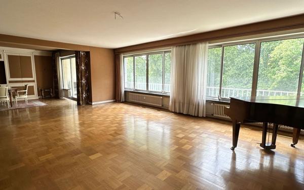 Appartement à vendre    4 pièces • 192 m2 Strasbourg