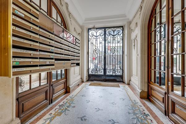 À vendre : Appartement de charme à Batignolles, Paris