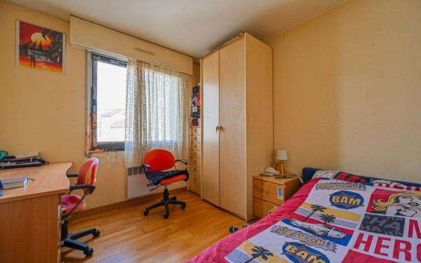 Appartement à vendre    4 pièces • 83 m2 Paris 19