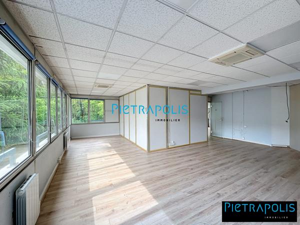 Bureaux 175m² divisible - LISSIEU - emplacement idéal