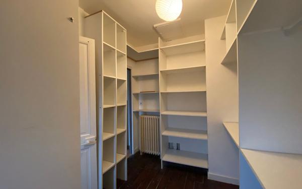 Maison à louer    9 pièces •  La Rochelle