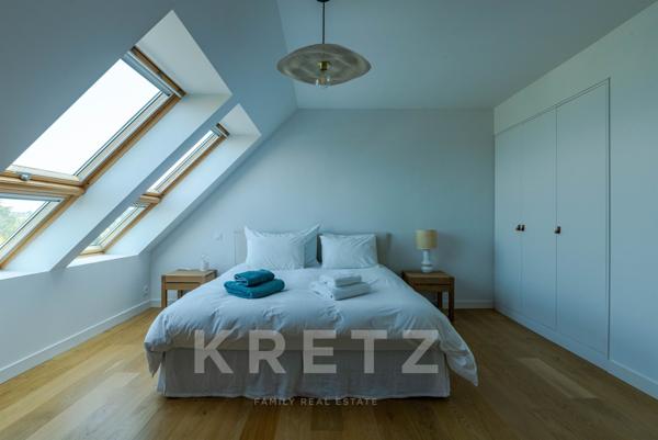 Maison d'Exception de 330 m² avec Vue  Mer