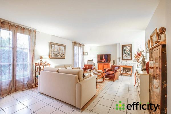 Maison 8 pièces - 204 m²