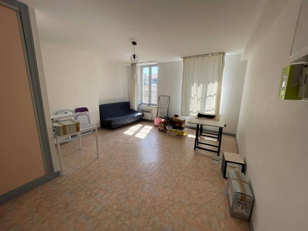 Grand Studio 35.40 m² - NANCY Place Carnot