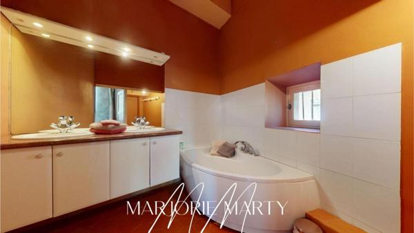 Vente Maison de maître - 450 m2 - FERRALS LES CORBIERES -  469 000  FAI