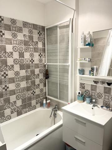 Maison
         4 pièces
        - 100 m² 349 900 € *