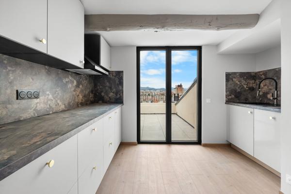 Location Appartement de luxe Marseille 6 3 Pièces 128 m²