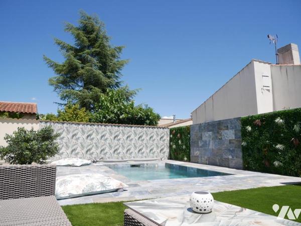 Centre ville de Grabels, une villa entièrement rénovée de 145 m², 5 pièces avec piscine et garage.