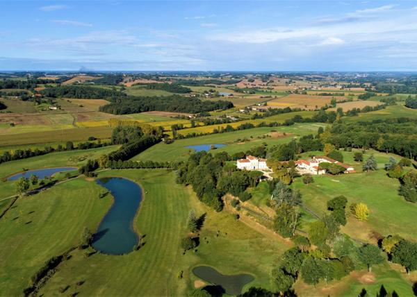 Vente Maison de luxe Auch 12 Pièces 1200 m²