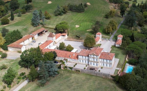 Vente Maison de luxe Auch 12 Pièces 1200 m²