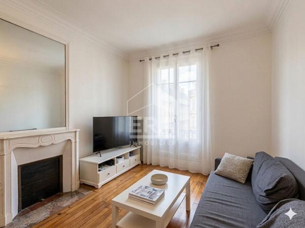 Appartement proche Mairie du 15ème - 2 pièces 40m2