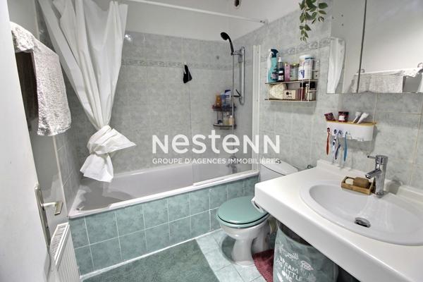 NESTENN#VENISSIEUX#CENTRE VILLE#APPARTEMENT#T3#DUPLEX#TRAVERSANT#PROCHE COMMERCES#TRAMWAY#BUS#AXES ROUTIERS