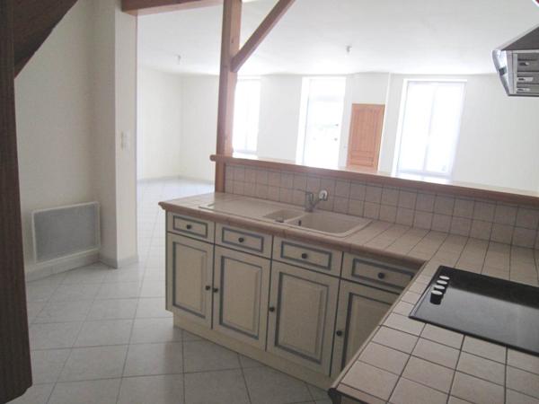 Location maison Cognac - 4 pièce(s) - 99 m² - 680 €/mois