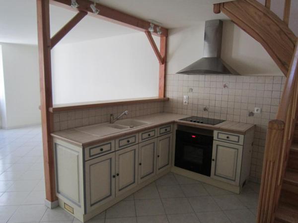 Location maison Cognac - 4 pièce(s) - 99 m² - 680 €/mois