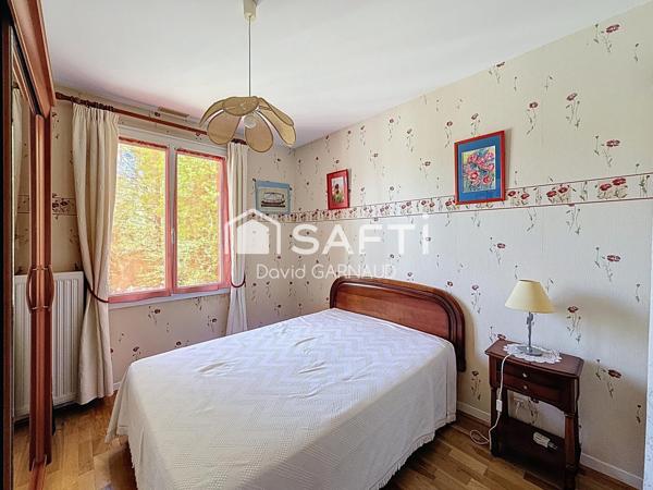 Maison sur sous-sol semi enterré de 3 chambres