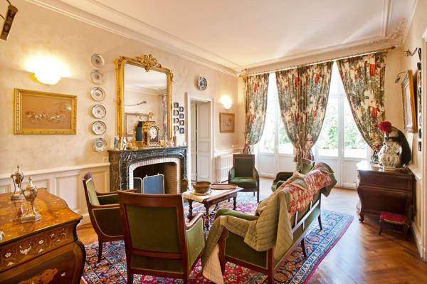 Vente Maison de maître La Chapelle-sur-Erdre 21 Pièces 600 m²