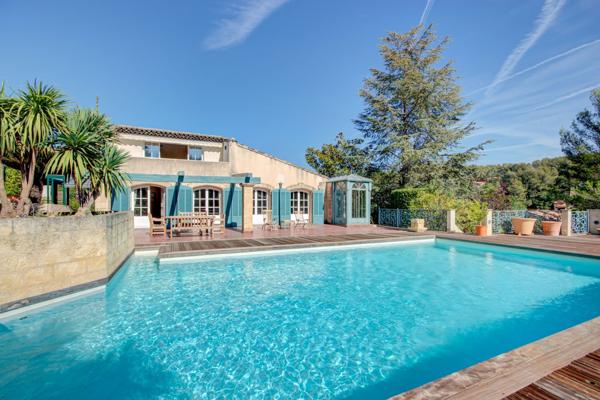 Vente Villa de luxe Aubagne 10 Pièces 480 m²