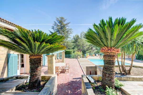 Vente Villa de luxe Aubagne 10 Pièces 480 m²