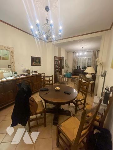 VALENCIENNES – MAISON DE VILLE DE CARACTERE – 122 m² – 3 CHAMBRES – CAVE – 189 400 € HAI