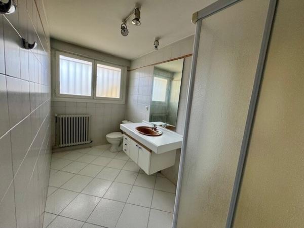 AUCH - Spacieuse maison avec jardin clos, garage et parkings