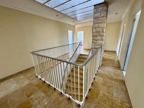 AUCH - Spacieuse maison avec jardin clos, garage et parkings