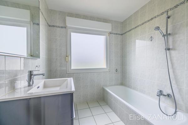 Appartement F3 avec balcon et garage à Maison-Rouge