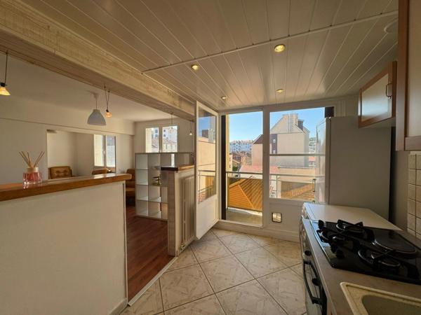 Appartement lumineux à vendre 3 pièces SAINT ETIENNE CARNOT (42)