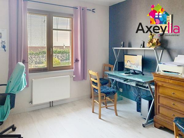 Roanne (42300) A VENDRE- A 15 MINUTES DE ROANNE- MAISON AVEC VUE DÉGAGÉE ET DÉPENDANCES.