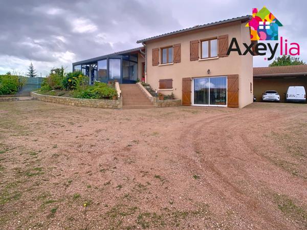 Roanne (42300) A VENDRE- A 15 MINUTES DE ROANNE- MAISON AVEC VUE DÉGAGÉE ET DÉPENDANCES.