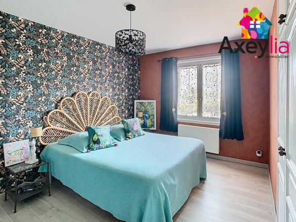 Roanne (42300) A VENDRE- A 15 MINUTES DE ROANNE- MAISON AVEC VUE DÉGAGÉE ET DÉPENDANCES.