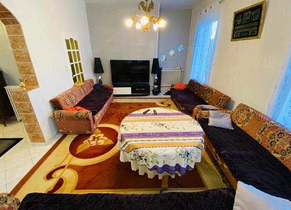 Maison à vendre    6 pièces •  La Fère