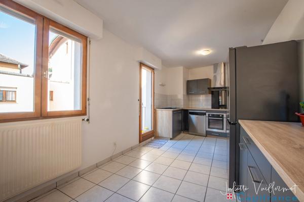 CHAMBERY (73000) : Appartement 3 chambres, cave, garage