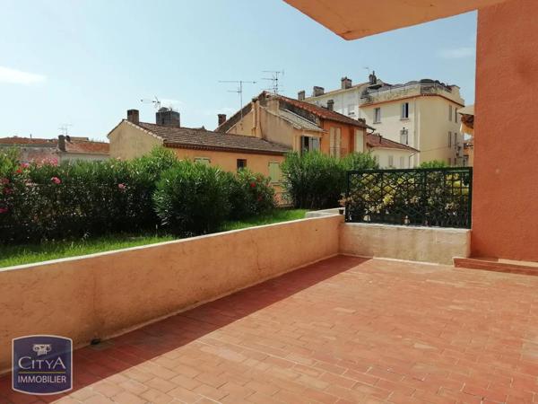 Appartement à louer 2 pièces 48.8m²